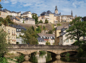 Blick vom Grund in die Oberstadt in Luxemburg Stadt